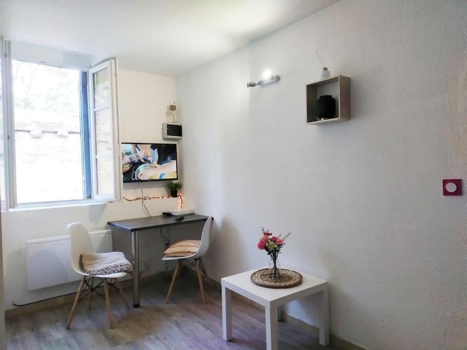 Intra Muros Full Equipee R+1 Apartment Avignon